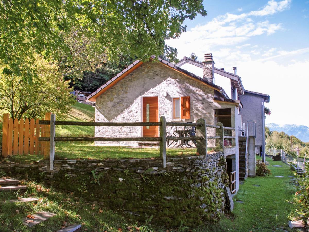 Holiday Home La Cassina By Interhome เบลลินโซนา ภายนอก รูปภาพ